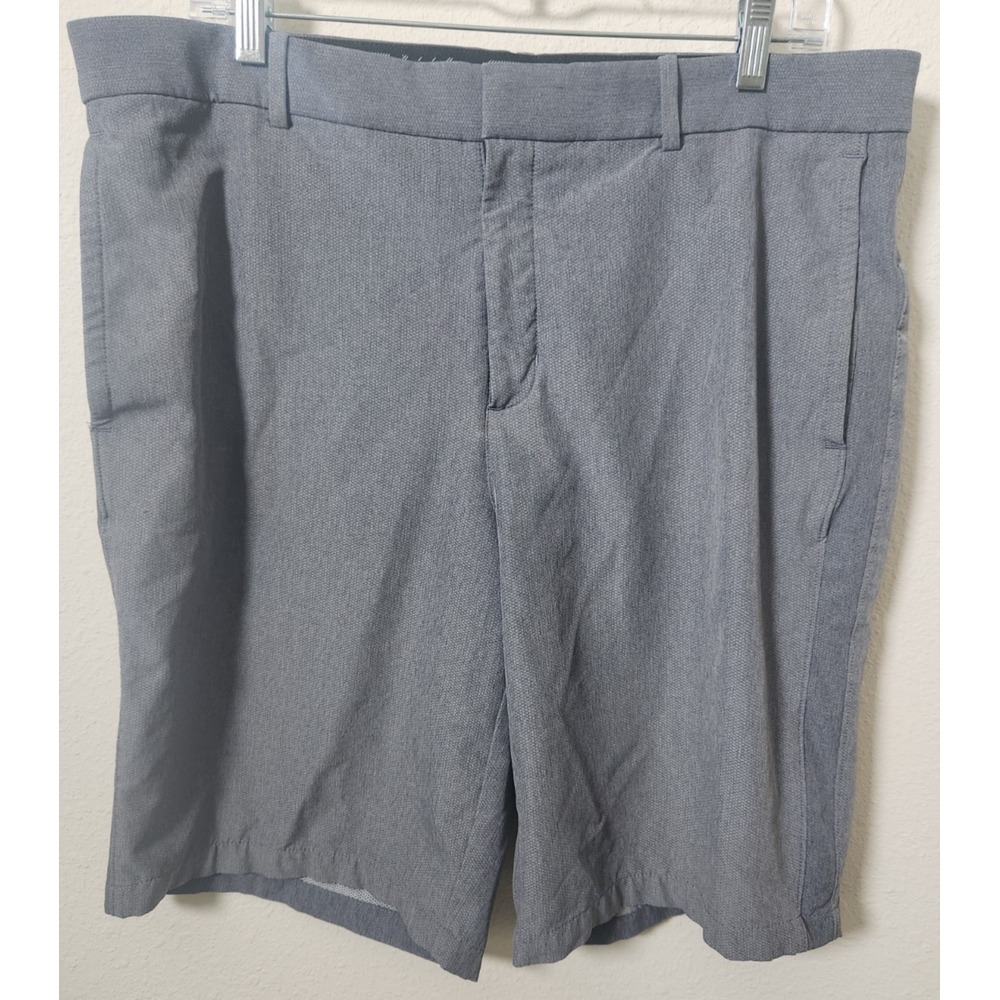 Nike Dri-Fit Gray Golf Sports Shorts Men's Size 36"x10" Standard Fit Embroidered